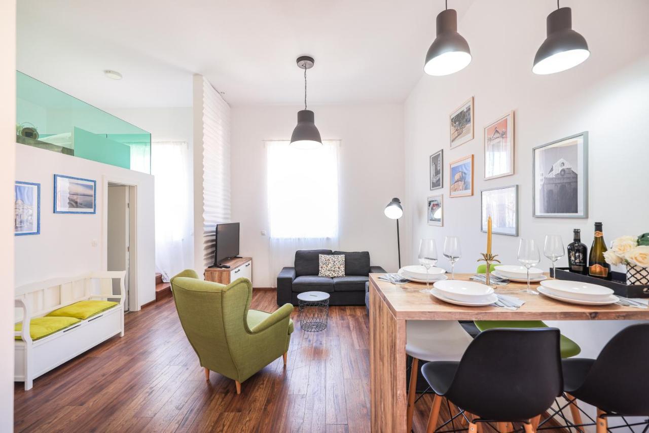 2R Apartment Zadar Bagian luar foto