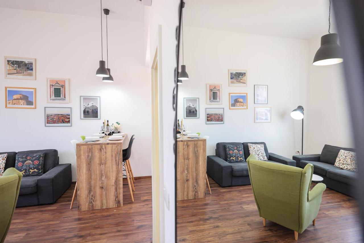 2R Apartment Zadar Bagian luar foto