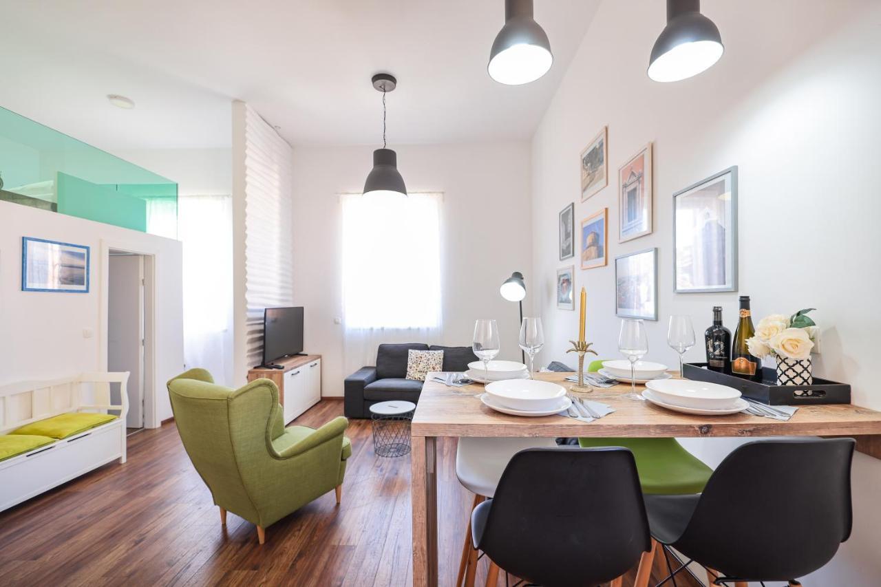 2R Apartment Zadar Bagian luar foto